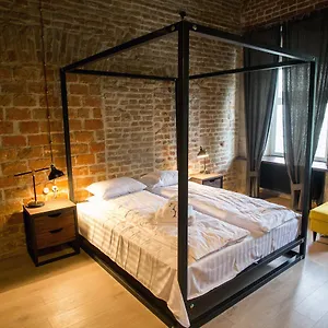 4* Aparthotel Justlvivit At The Rynok Square